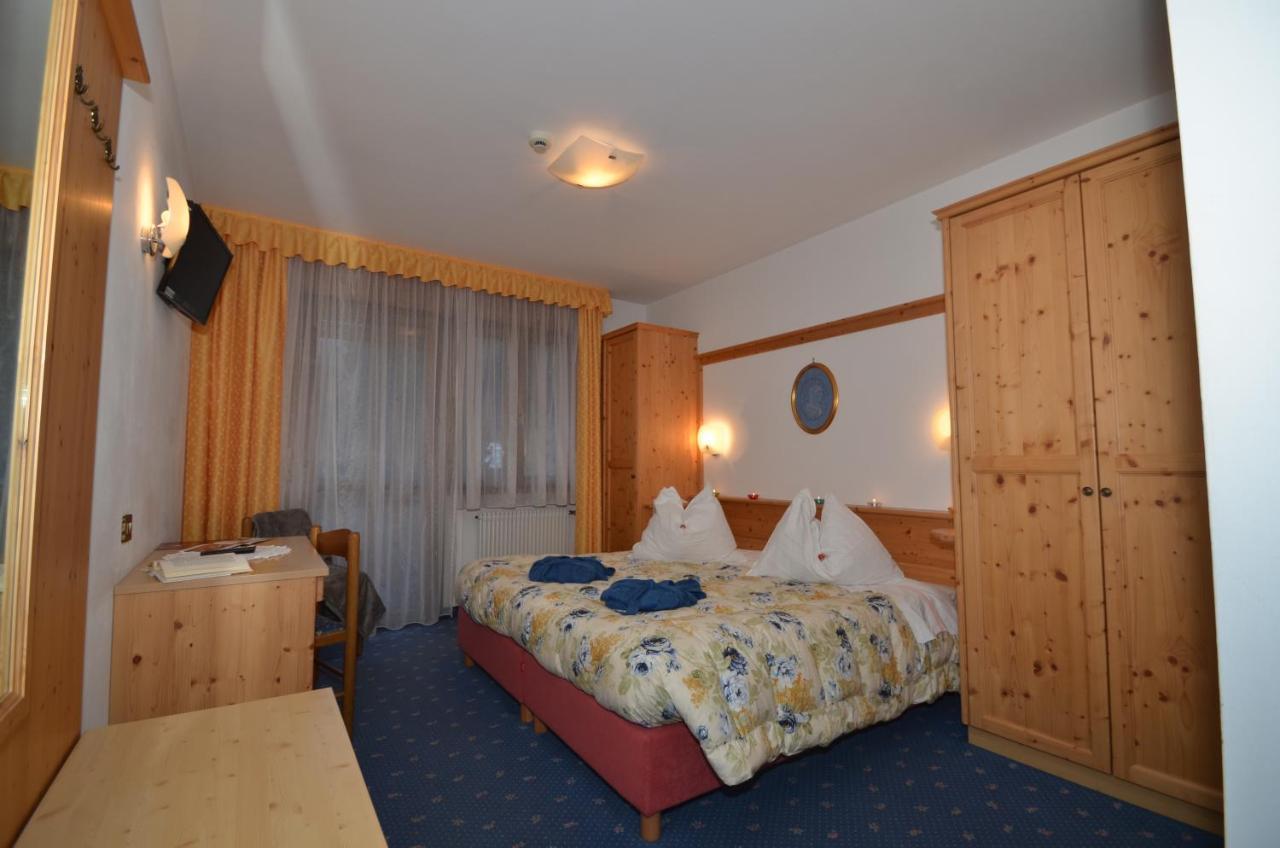 Hotel Albe Rocca Pietore Bagian luar foto