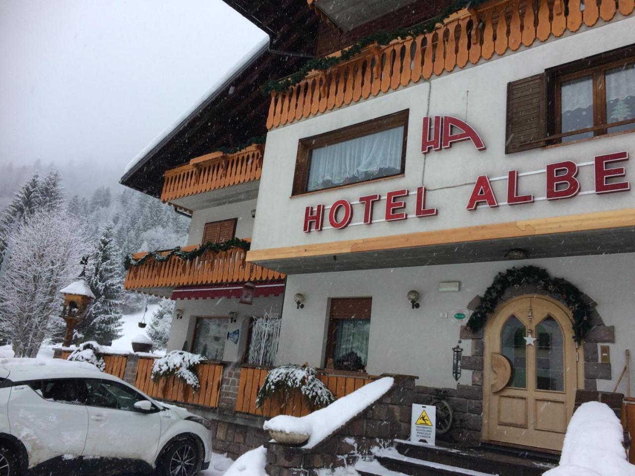 Hotel Albe Rocca Pietore Bagian luar foto