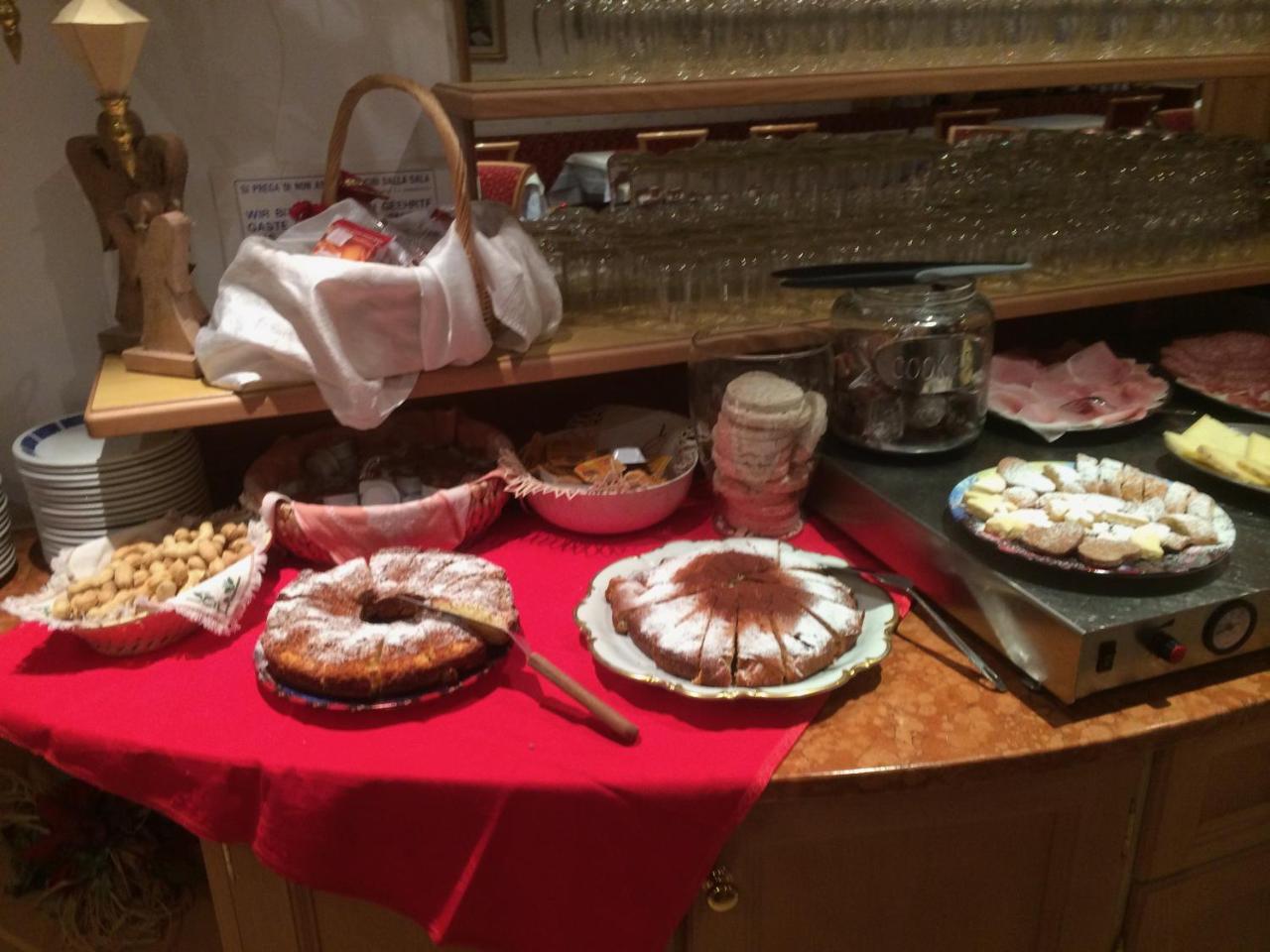 Hotel Albe Rocca Pietore Bagian luar foto